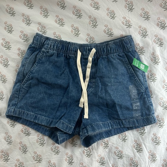 GAP Pants - GAP Jean Shorts with Cream Drawstring